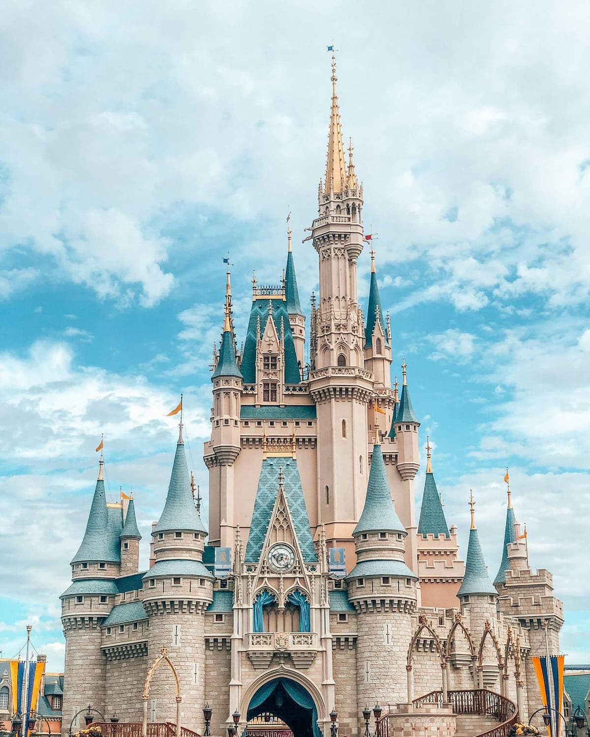 Felipe no Magic Kingdom